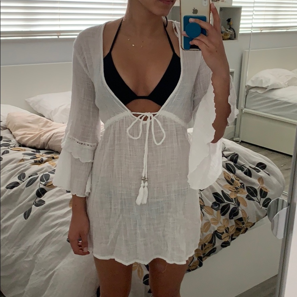 White beach cover up